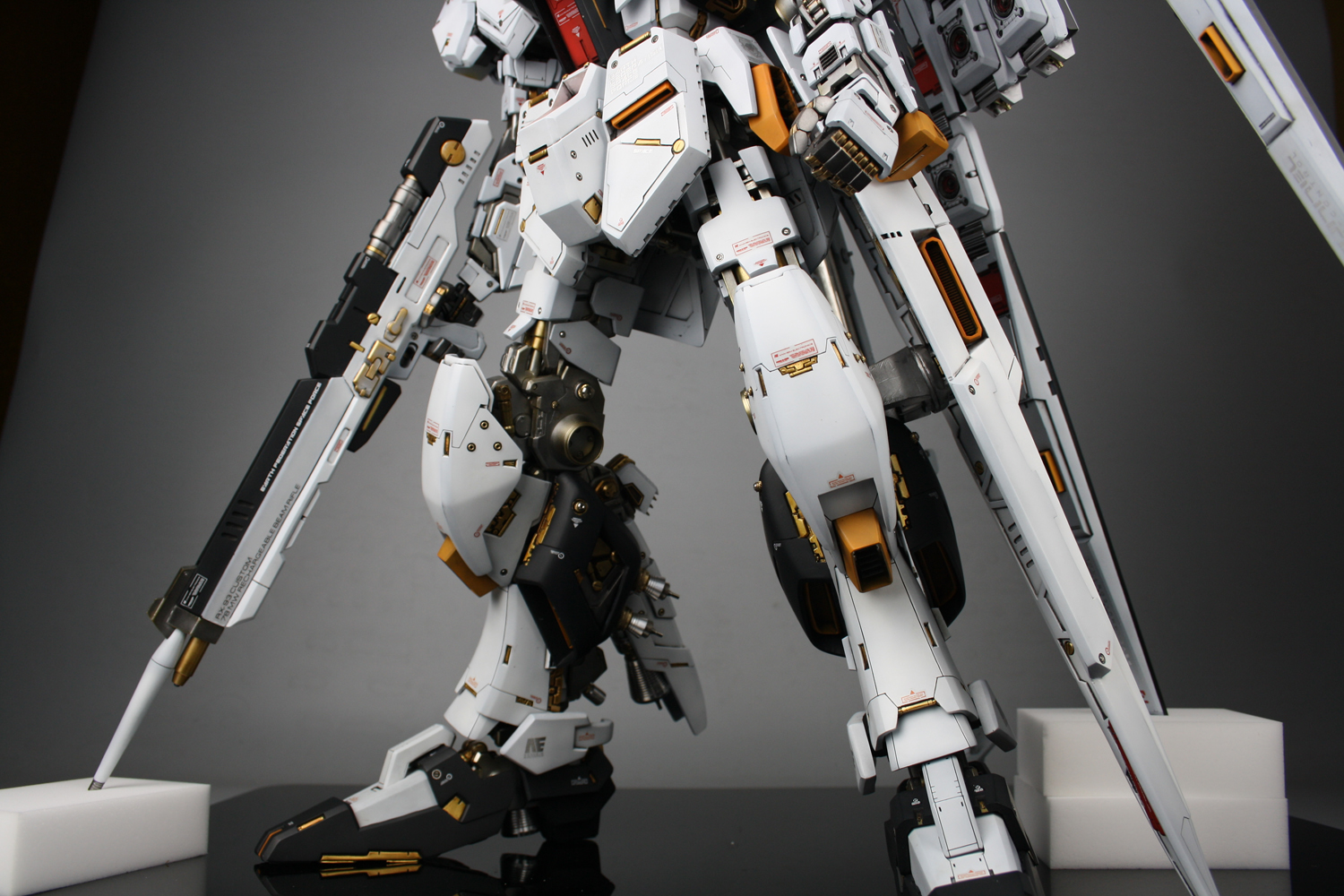 gs 1:48 ν gundam