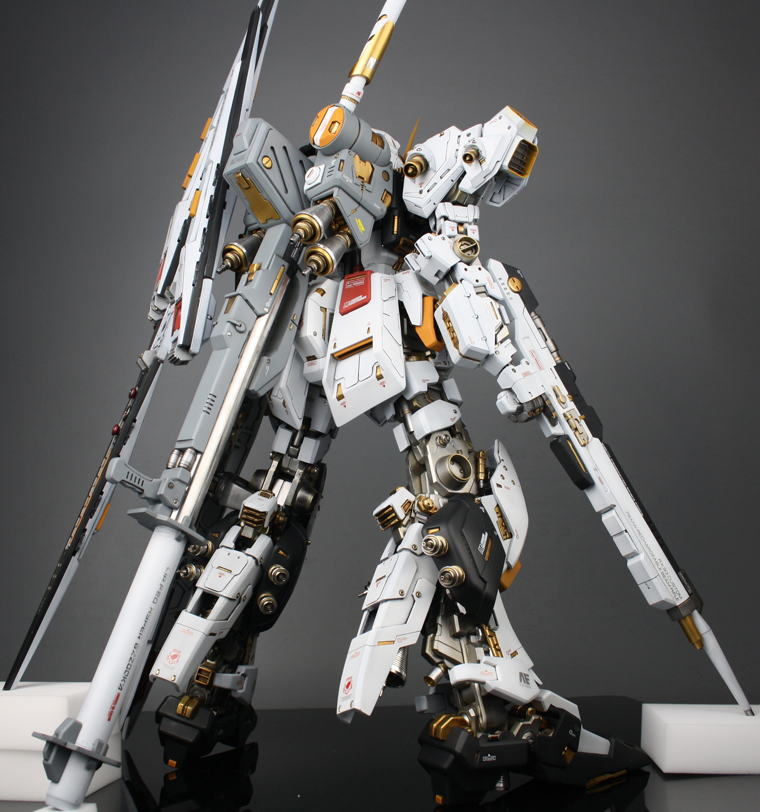 gs 1:48 ν gundam