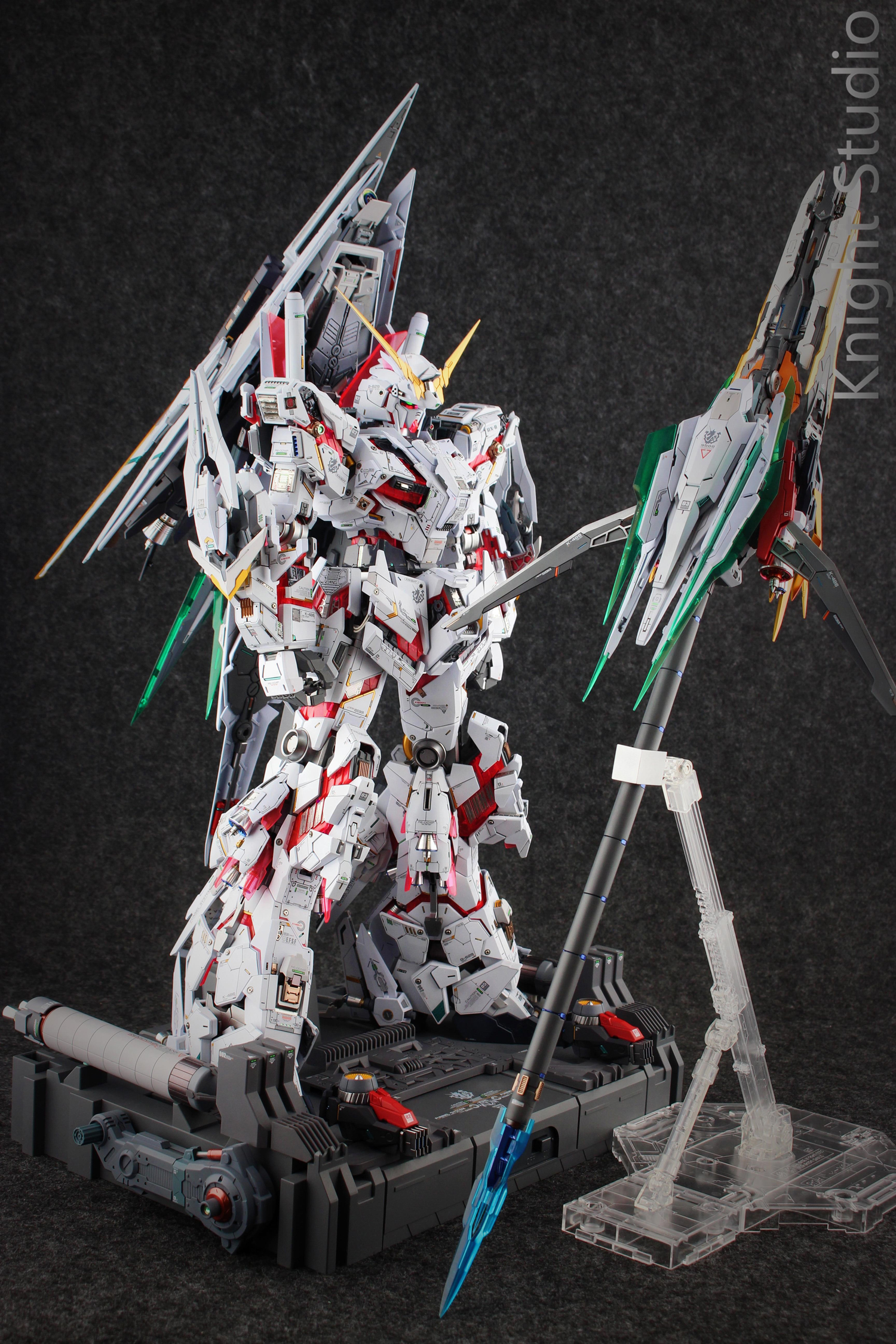 PG Unicorn Gundam 4.0